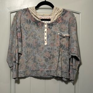 Free People Cropped hoodie